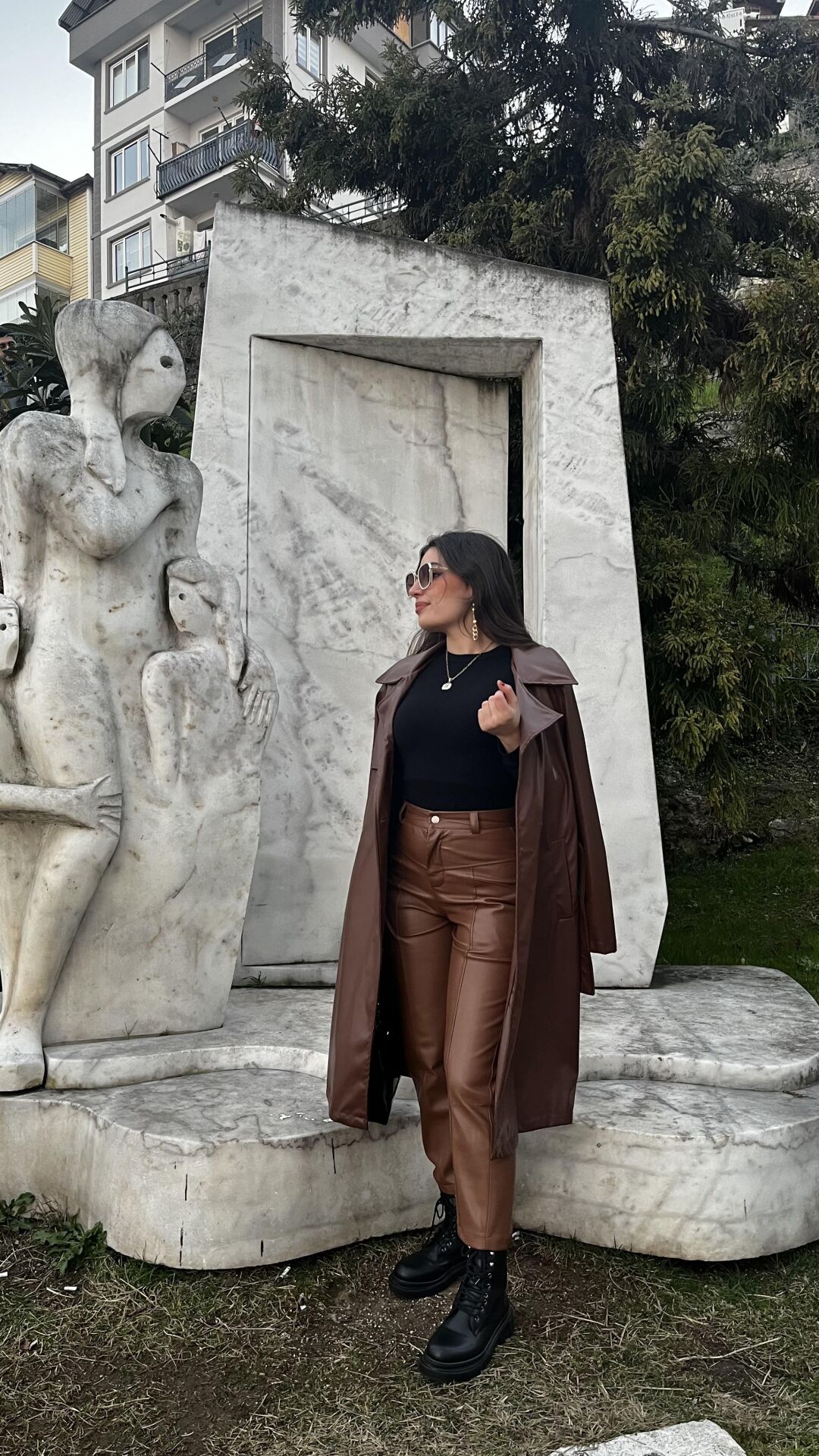 KAHVERENGİ DERİ TRENÇ