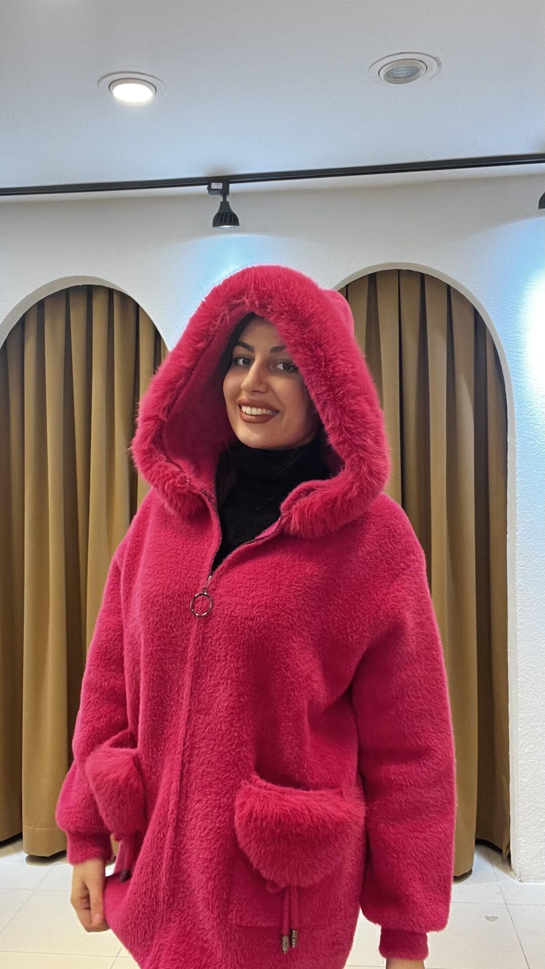 PEMBE ANGORA KÜRK