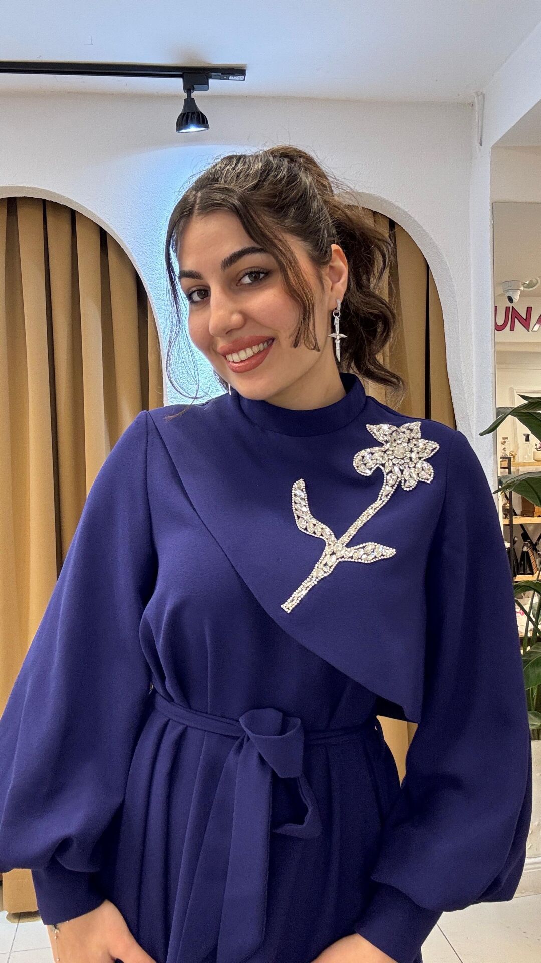 MOR TAŞ DETAYLI TESETTÜR ABİYE