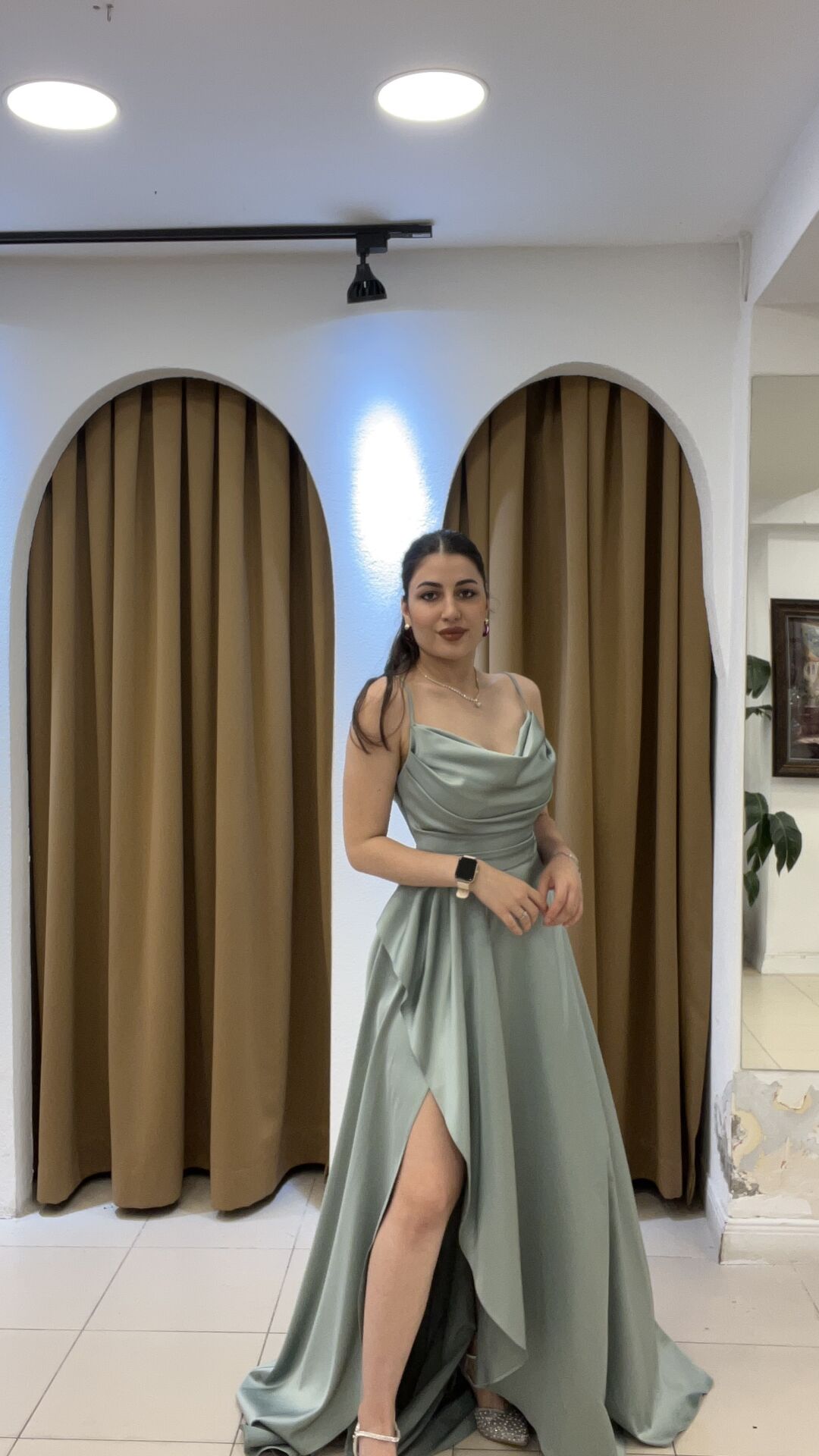 SU YEŞİLİ DRAPELİ ABİYE