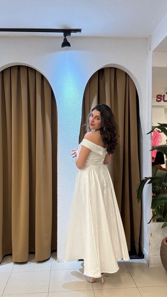 BEYAZ PRENSES ELBiSE