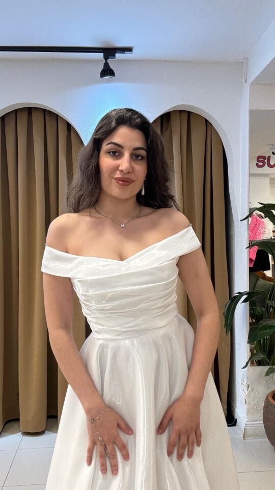 BEYAZ PRENSES ELBiSE