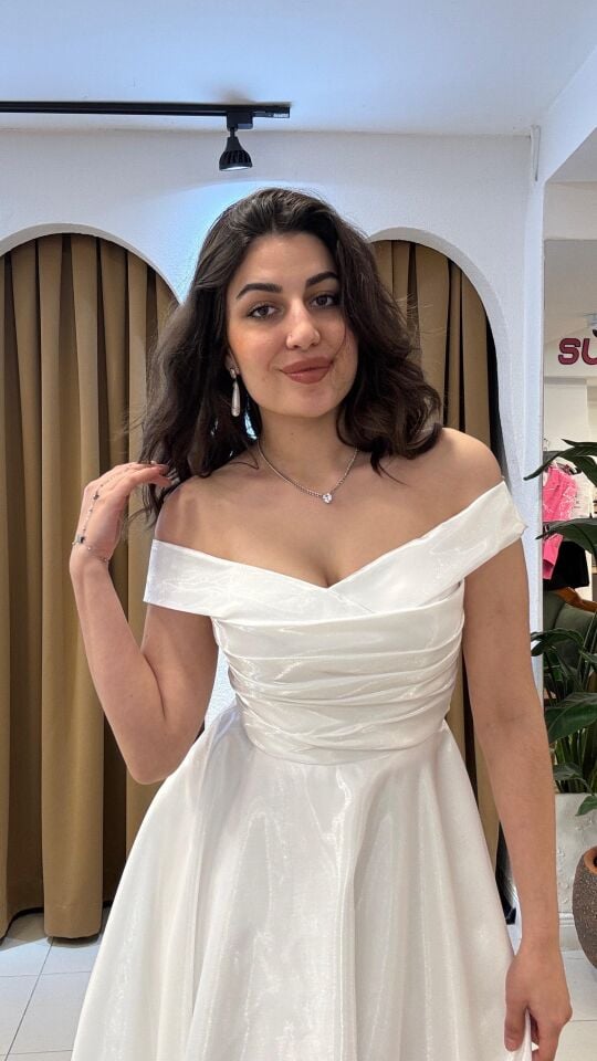 BEYAZ PRENSES ELBiSE