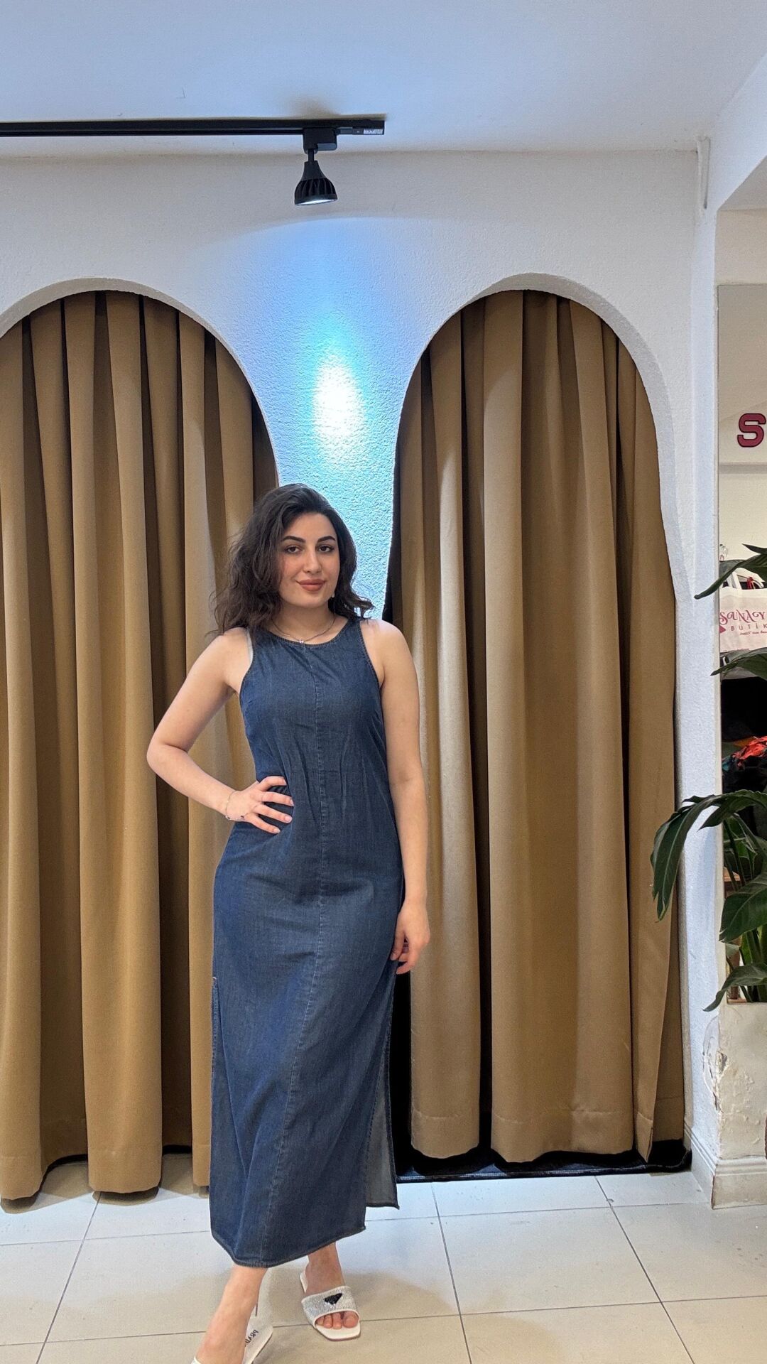 KOYU MAVİ KOT ELBİSE