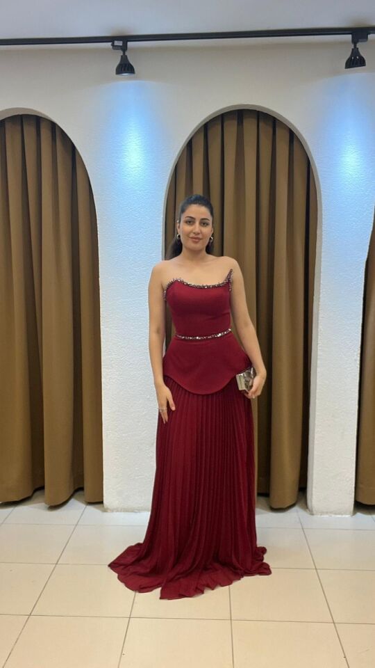 BORDO STRAPLEZ PİLELİ UZUN ABiYE