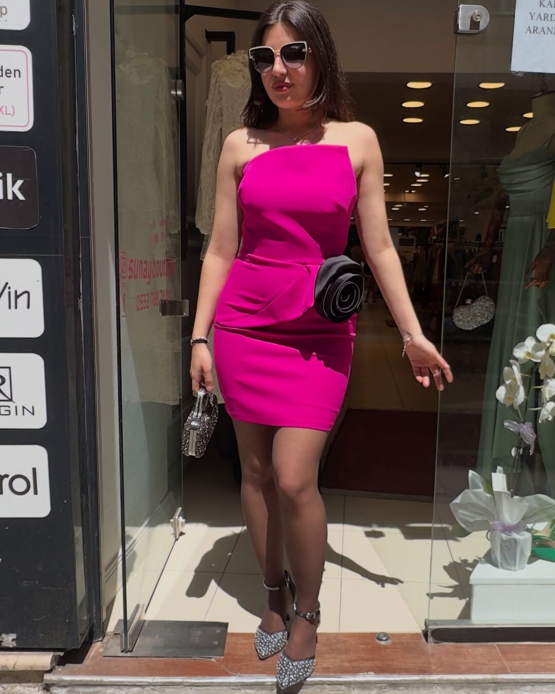 PEMBE STRAPLEZ ABİYE