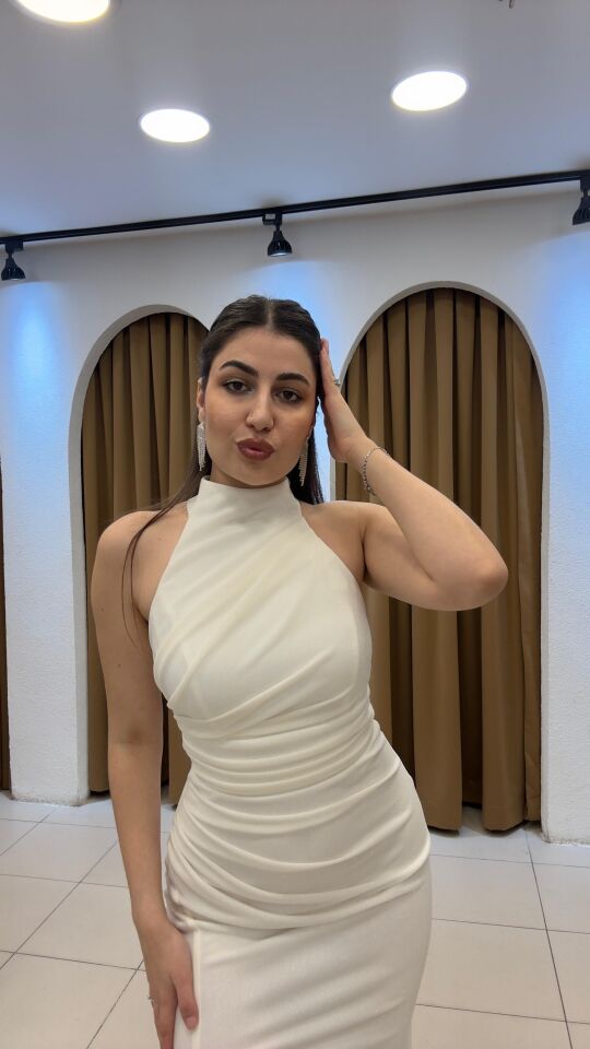 BEYAZ HALTER YAKA YIRTMAÇLI ABİYE