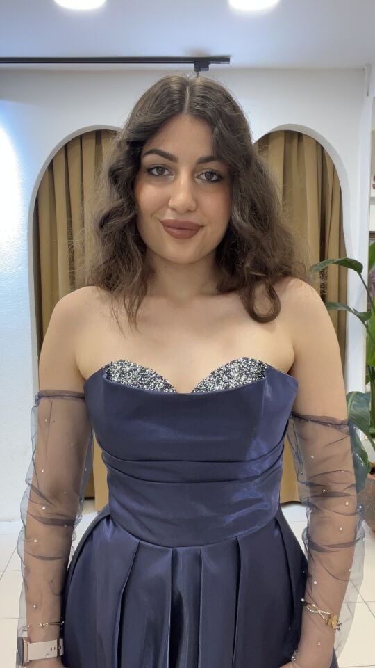 LACİVERT ELDİVENLİ STRAPLEZ ABİYE