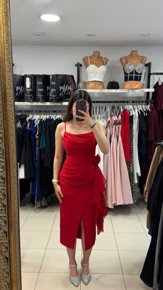 KIRMIZI MIDI BOY ELBİSE