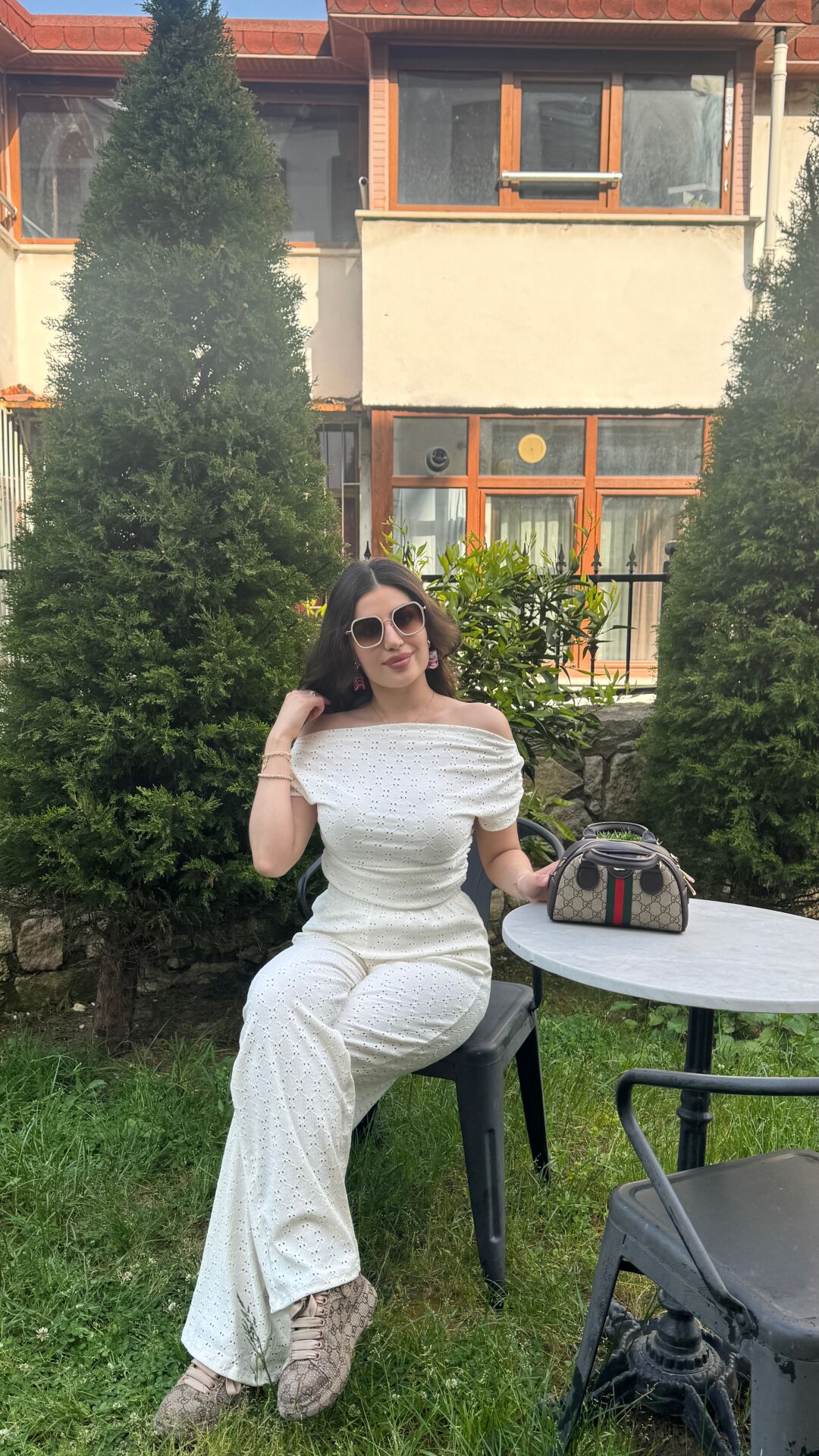 KIRIK BEYAZ PANTOLON