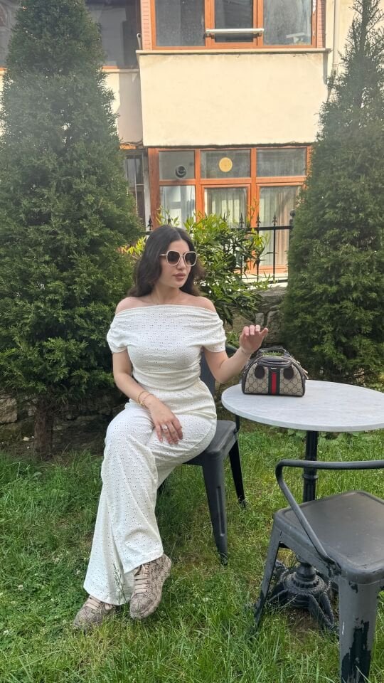 KIRIK BEYAZ CROP KIRIK BEYAZ - XS