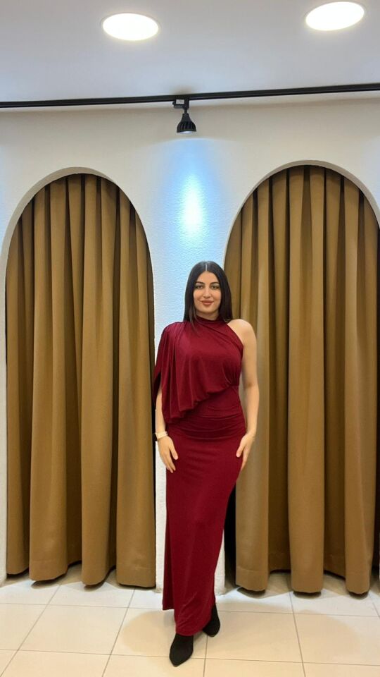 BORDO BOYUNDAN DÜĞMELİ UZUN ELBİSE