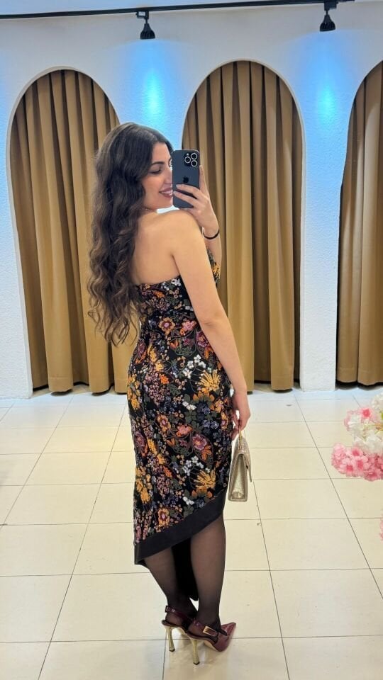 SİYAH ASİMETRİK KESİM STRAPLEZ ABİYE