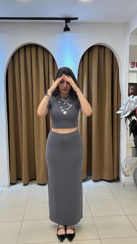 GRİ ETEKLİ TAKIM Standart