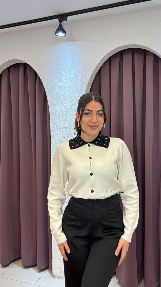   beyaz premium newtwork önlük yaka taş detaylı düğmeli hırka XL