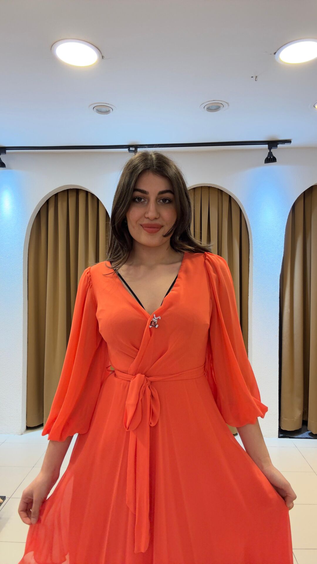 TURUNCU ASİMETRİK KESİM ELBİSE