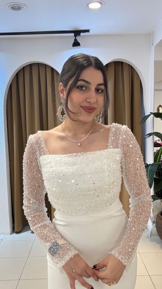 BEYAZ  TAŞ İŞLEMELİ UZUN ELBİSE