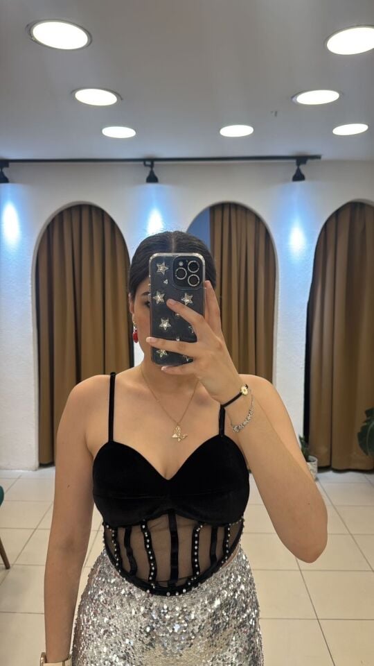 SİYAH CROP BİSTÜYER