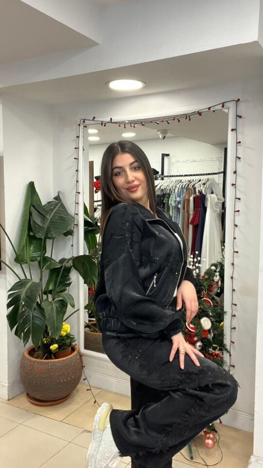 SİYAH PARAŞÜT KUMAŞ EŞOFMAN TAKIMI