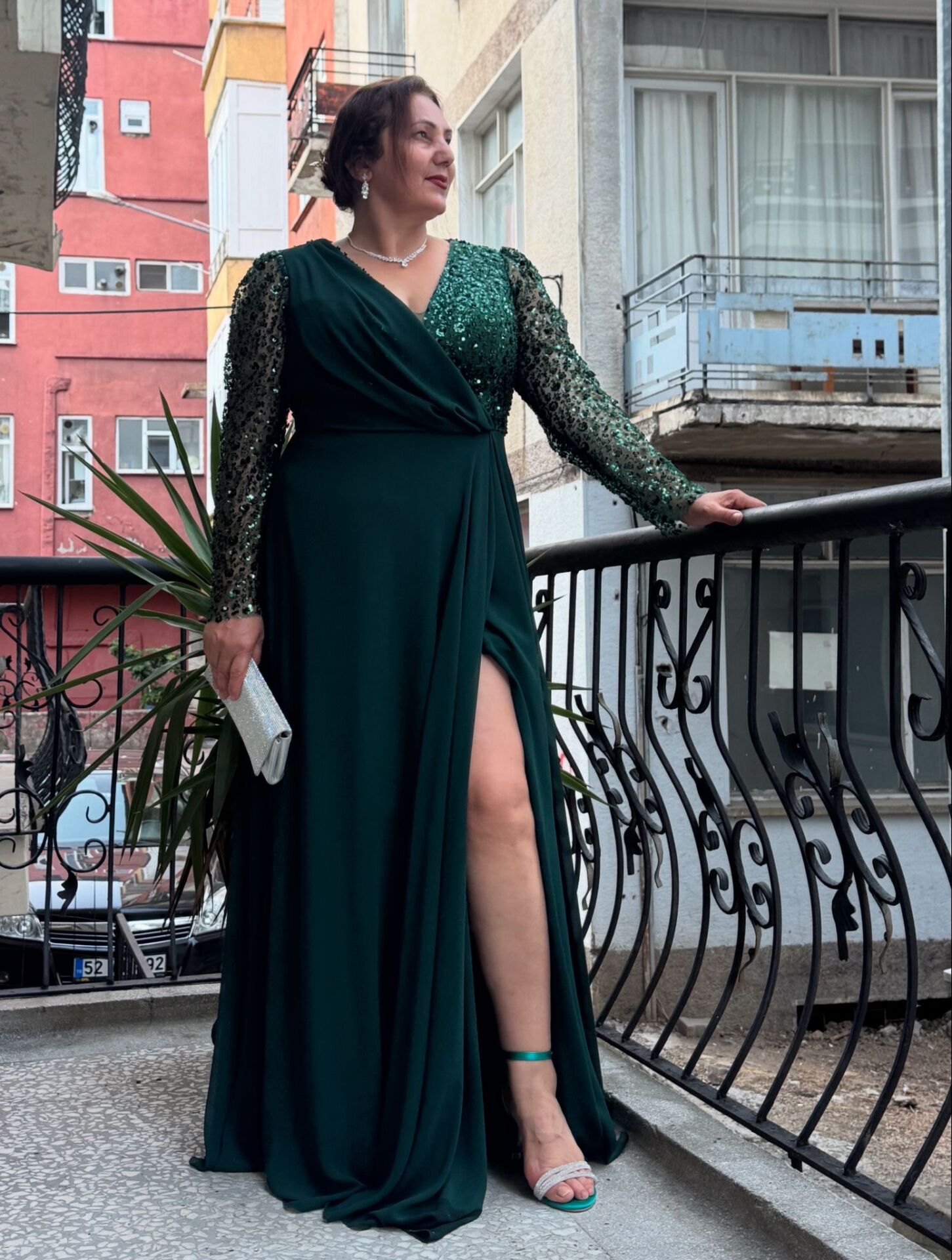 ZÜMRÜT YEŞİLİ ŞİFON ABİYE