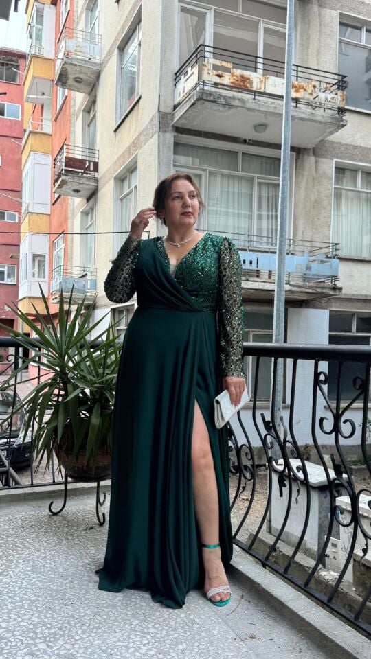 ZÜMRÜT YEŞİLİ ŞİFON ABİYE