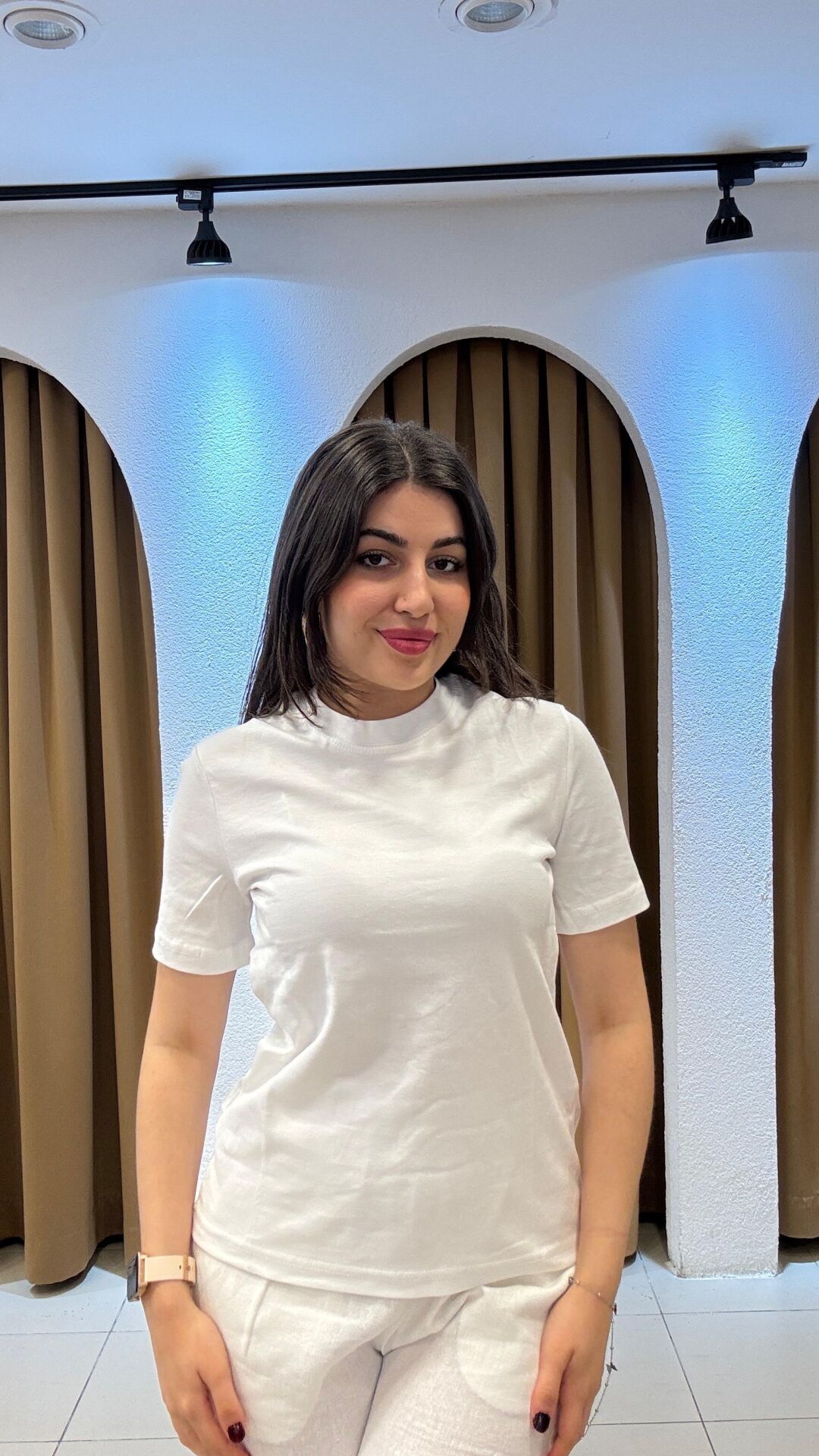 BEYAZ T-SHİRT