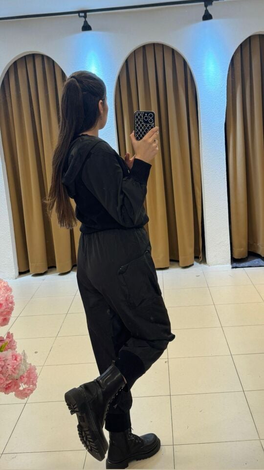 SİYAH EŞOFMAN TAKIMI