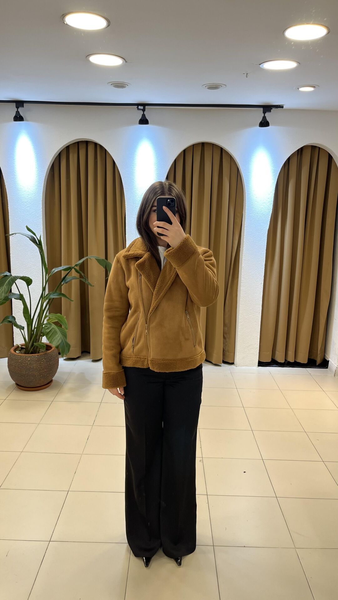 KADİFE KAHVE MONT