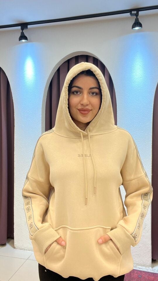 SÜTLÜ KAHVE YANLARI ŞERİTLİ KAPİŞONLU SWEAT