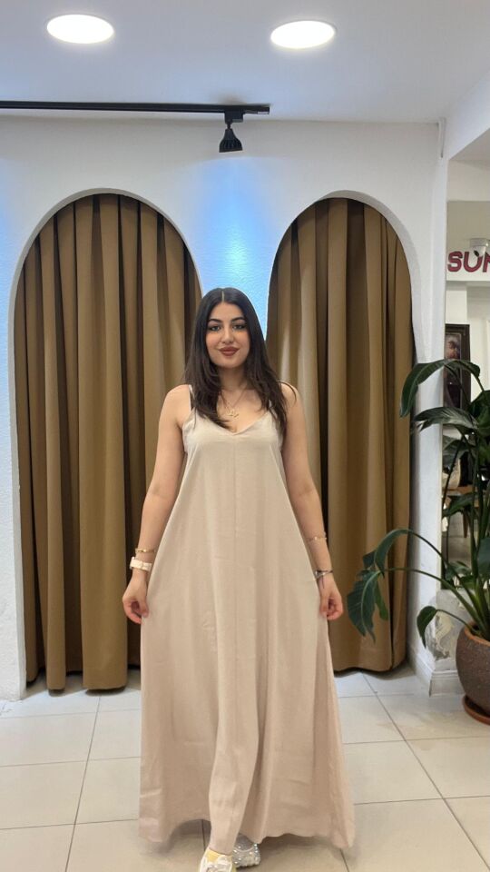 BEJ ASKILI İNCE UZUN ELBİSE