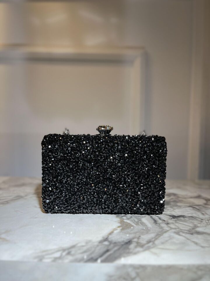 SİYAH GÜL KAPAK TAŞ ÇANTA