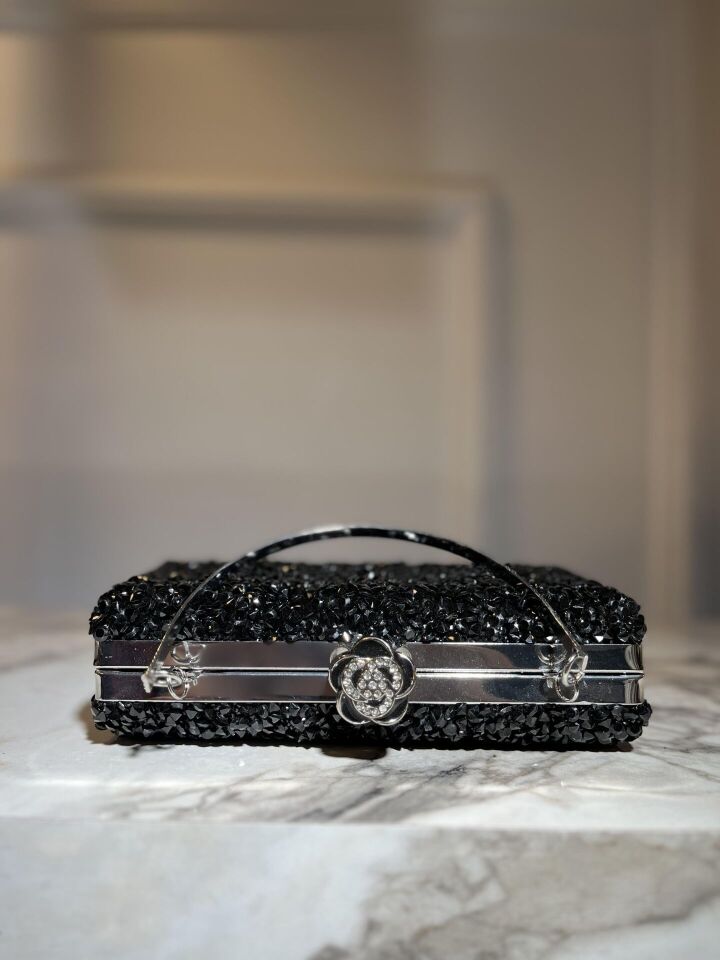 SİYAH GÜL KAPAK TAŞ ÇANTA