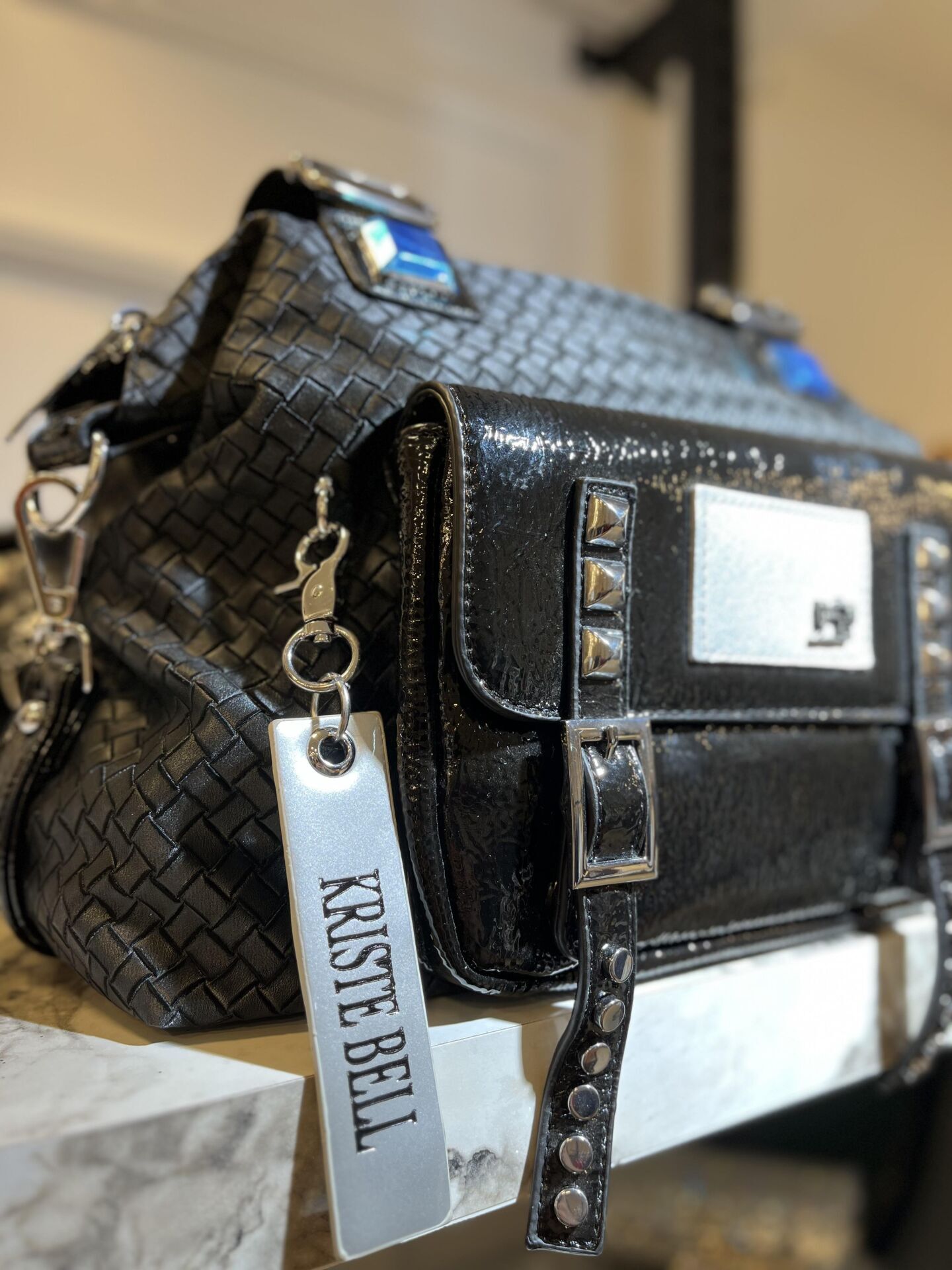 SİYAH BÜYÜK BOY TAŞLI  ÇANTA