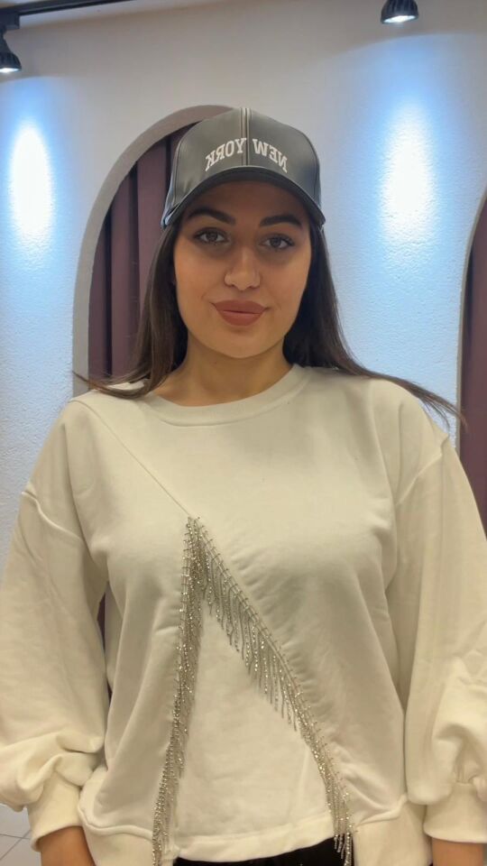 BEYAZ YUVARLAK YAKA TAŞLI İPLİ SWEAT M