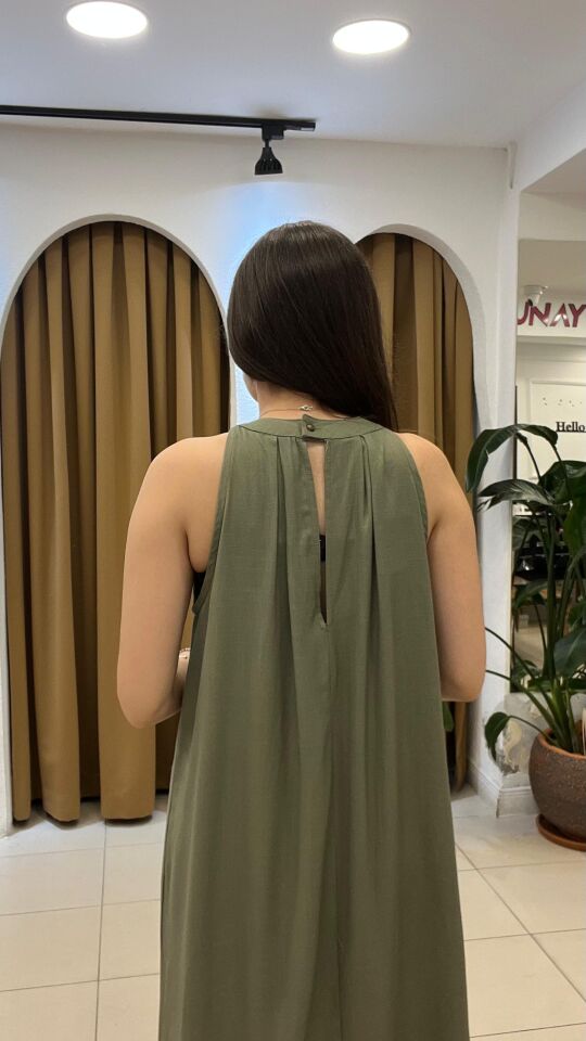 HAKi HALTER YAKA  KETEN UZUN ELBİSE