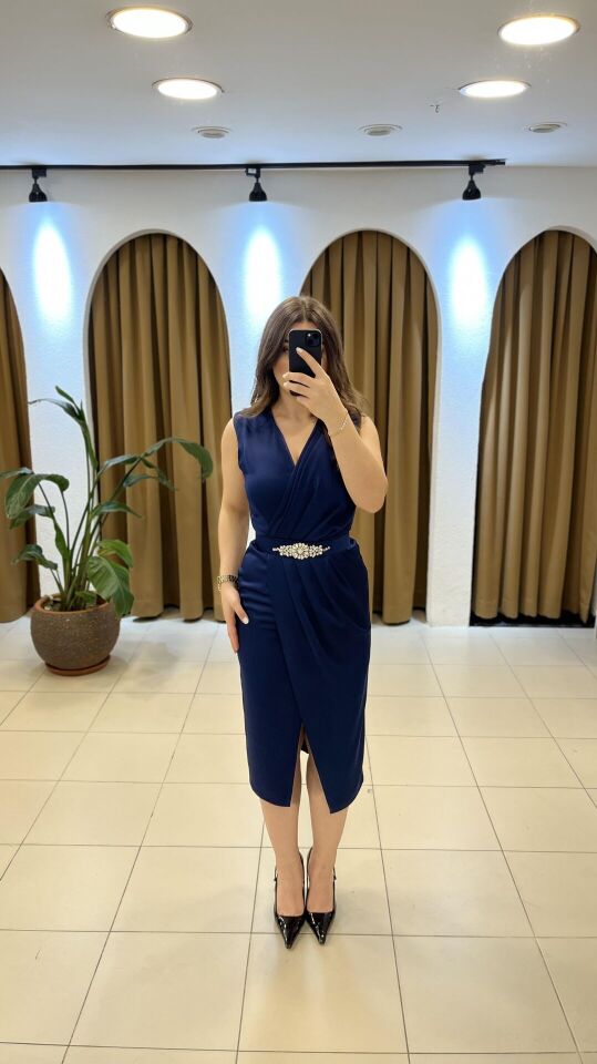 LACİVERT TAŞ  KEMER ELBİSE