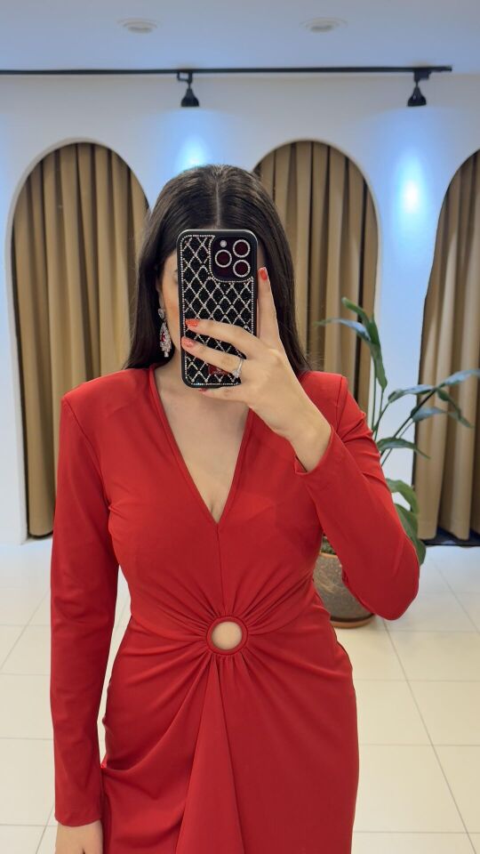 KIRMIZI BELİ HALKA SATEN MİDİ BOY DETAYLI ELBİSE Kırmızı - 40