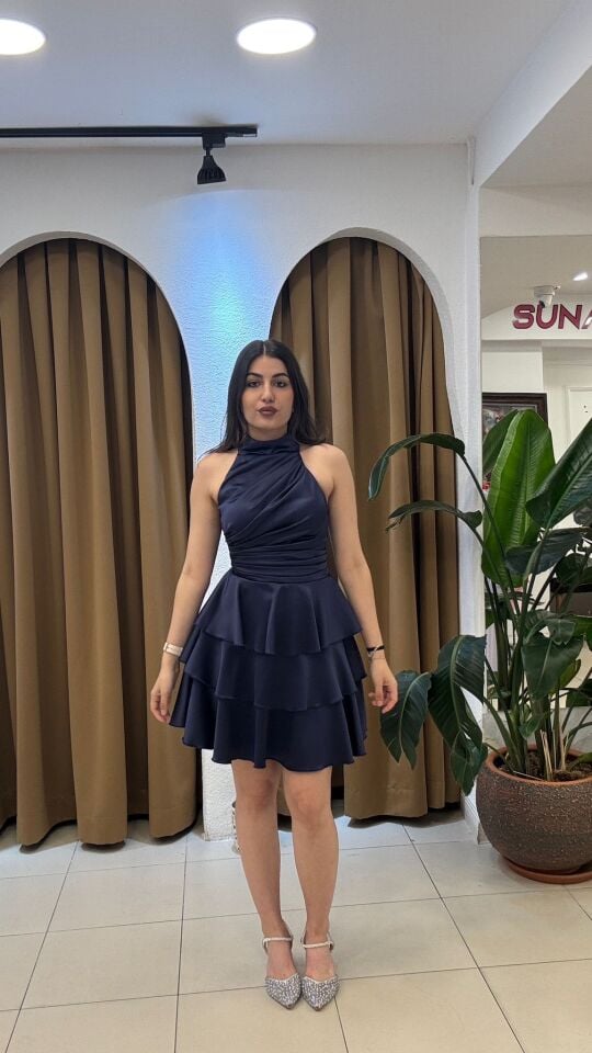 LACİVERT HALTER YAKA SATEN ELBİSE