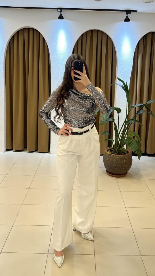 EKRU KEMERLİ KUMAŞ PANTOLON