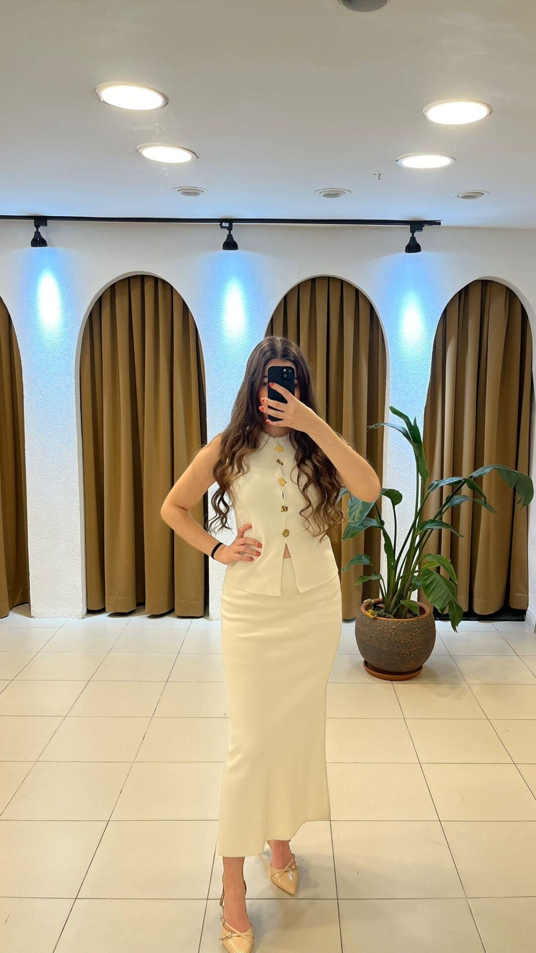 EKRU YELEKLİ DÜĞME DETAYLI UZUN TRİKO ETEK TAKIM