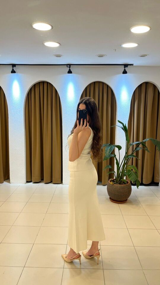 EKRU YELEKLİ DÜĞME DETAYLI UZUN TRİKO ETEK TAKIM