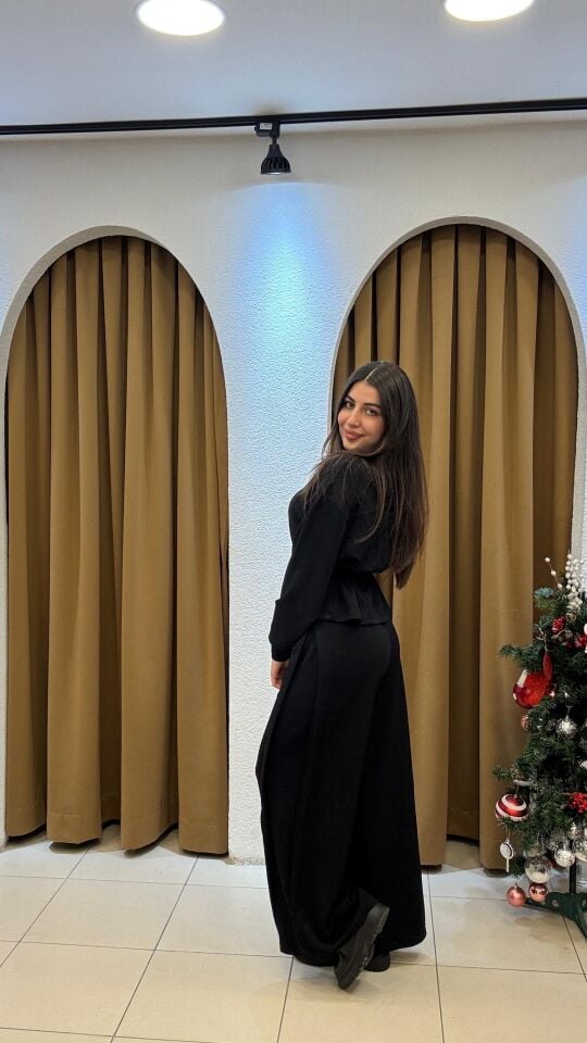 SİYAH UZUN KOLLU BELLİ EŞOFMAN TAKIMI