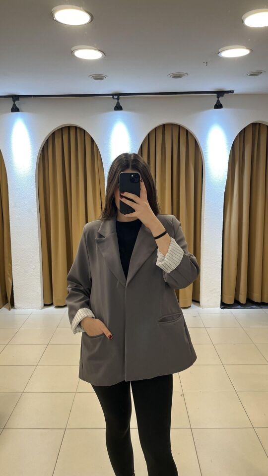 GRİ ASTARI ÇİZGİLİ CEKET