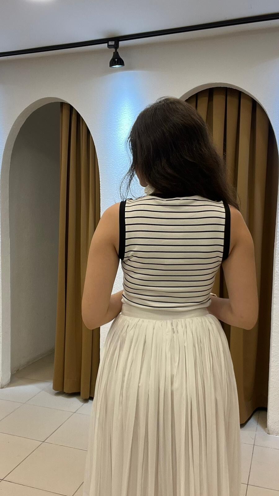 SİYAH BEYAZ ÇİZGİLİ TRİKO ASKILI ATLET