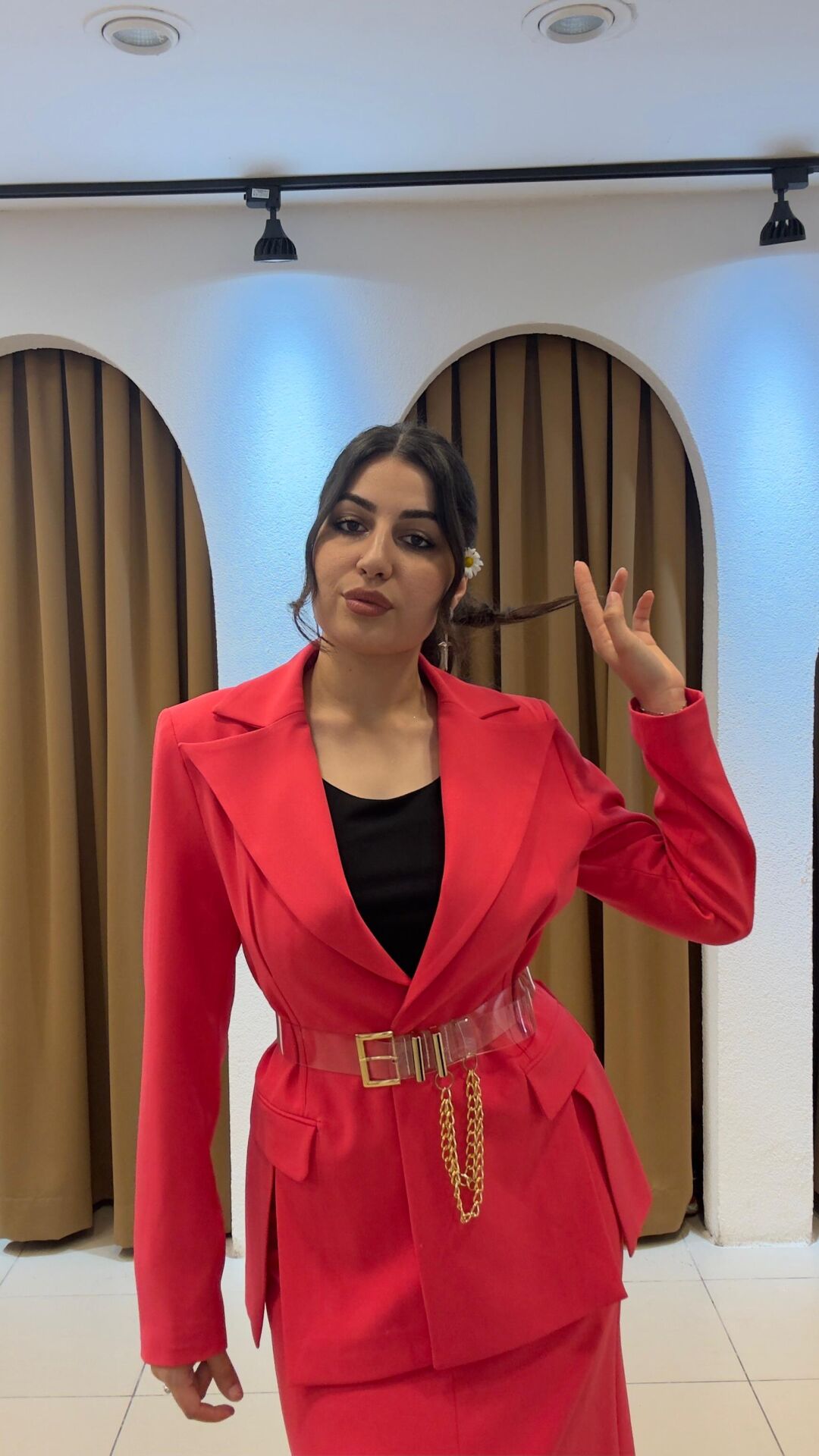 NARÇİÇEĞİ YIRTMAÇLI ETEKLİ CEKET TAKIM