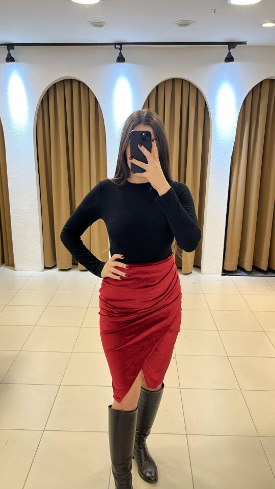 KIRMIZI KADİFE ETEK L