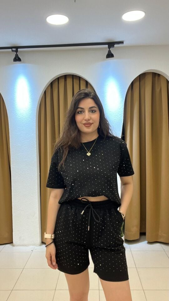 SİYAH TAŞLI ŞORTLU TAKIM