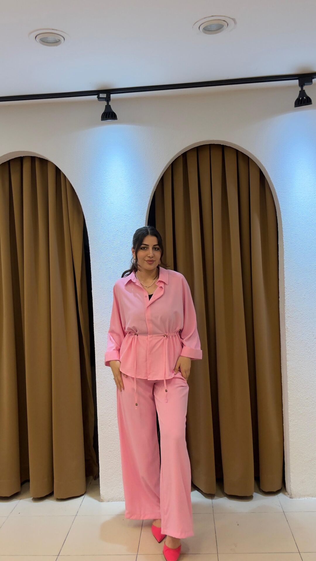 PEMBE BELİ LASTİKLİ TAKIM