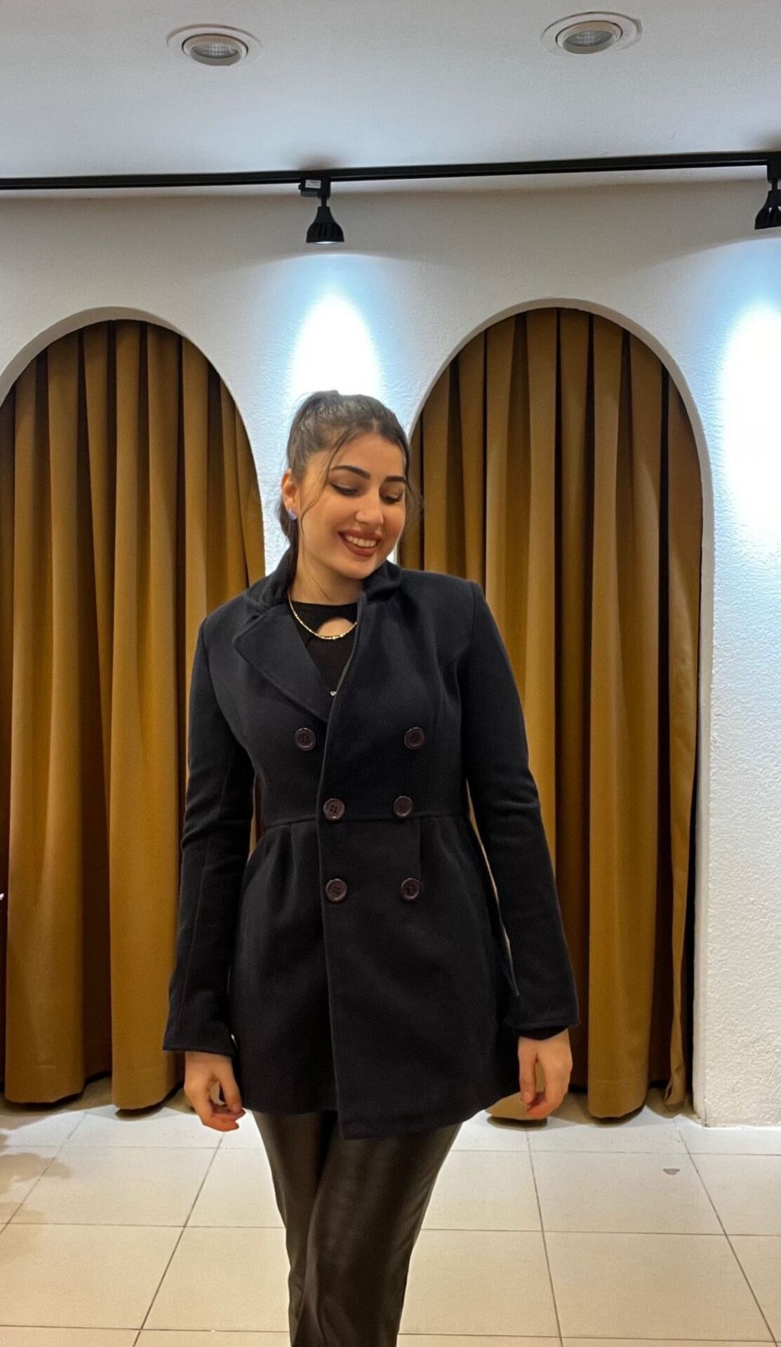 LACİVERT ARKASI FİYONKLU MONT