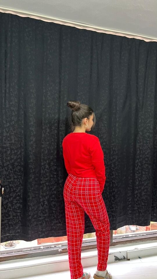 KIRMIZI YILBAŞI TEMALI YUMUŞAK DOKULU PİJAMA TAKIMI